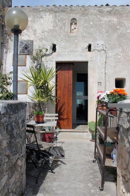 Casa Masseria Dell'800 Gargano. Le Mignole Монте-Сант'Анджело Экстерьер фото